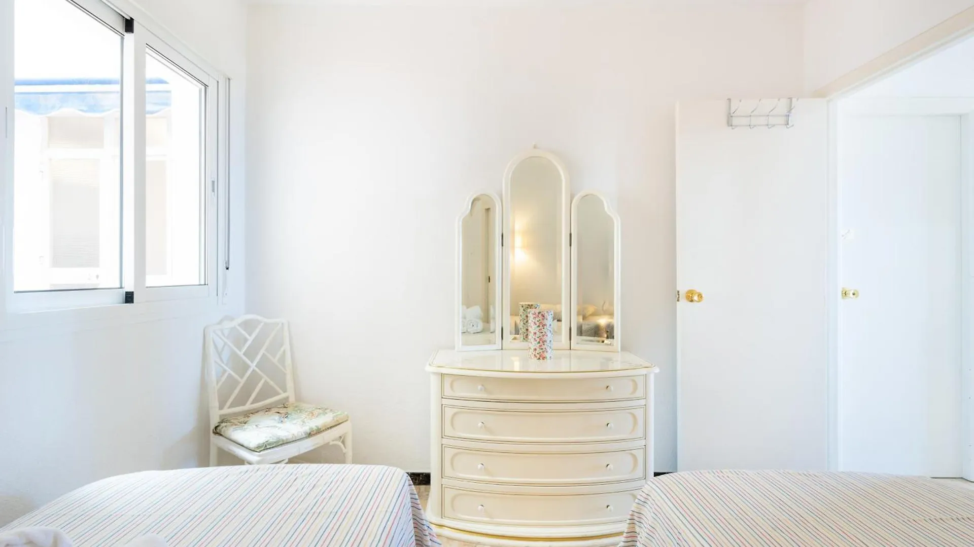 Maritimo Rey Fuengirola Apartment 0*,
